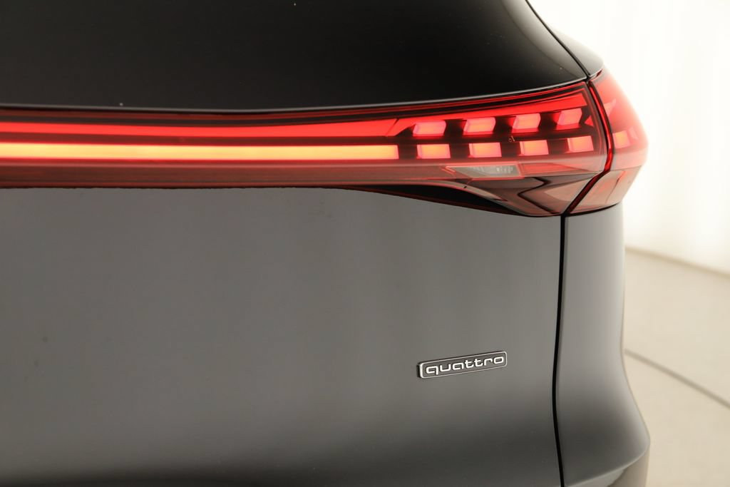 Certified 2025 Audi Q5 Premium AWD/4WD image 30