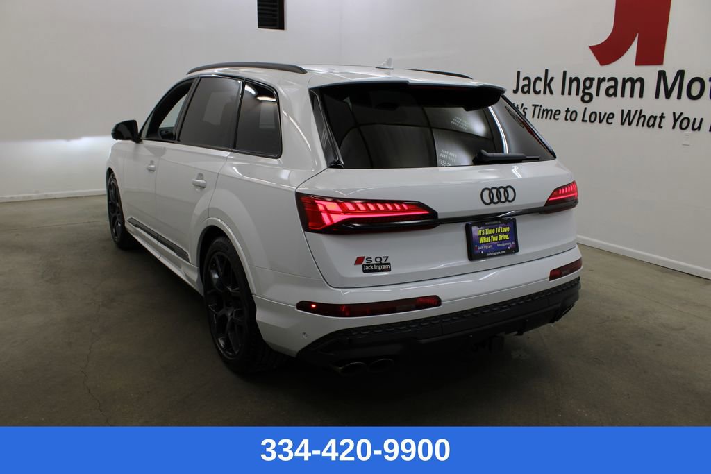 New 2026 Audi SQ7 Premium Plus image 2