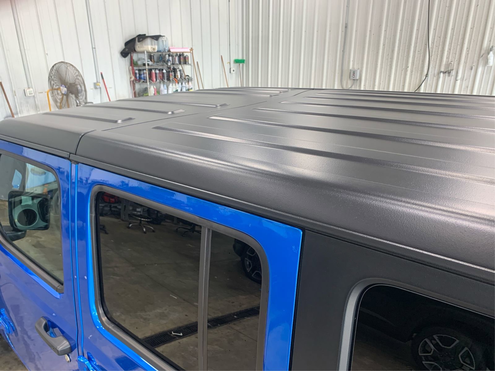 Used 2025 Jeep Wrangler Sport S image 11