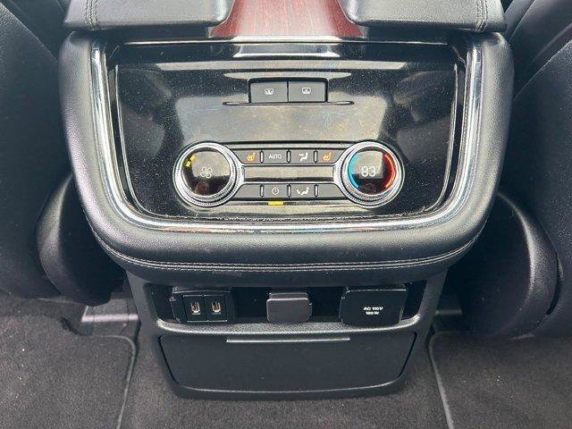 Used 2020 Lincoln Navigator L Reserve AWD/4WD image 35