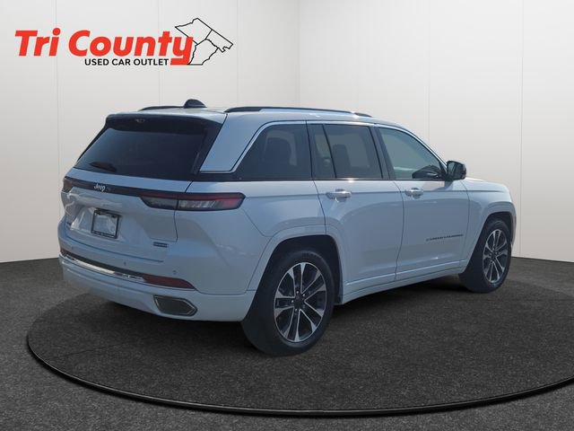 Used 2022 Jeep Grand Cherokee Overland w/ Luxury Tech Group IV image 8