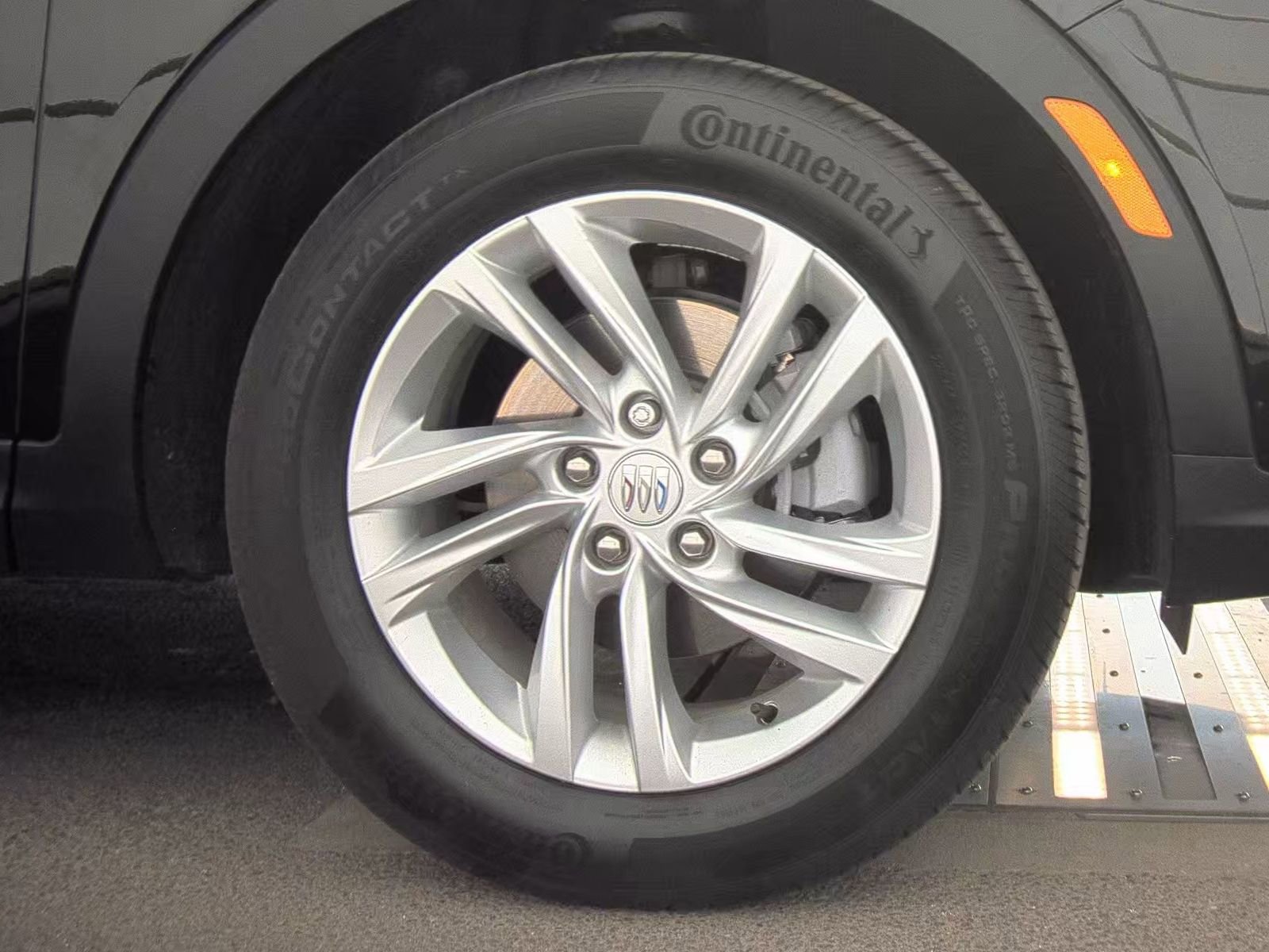 Used 2026 Buick Envista Preferred w/ Advanced Safety Package FWD image 11