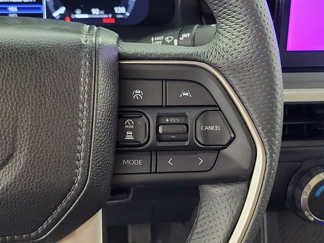Used 2025 Toyota Tacoma TRD Off-Road AWD/4WD image 25
