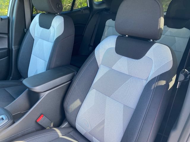 New 2026 Chevrolet Trax RS w/ Sunroof Package FWD image 11