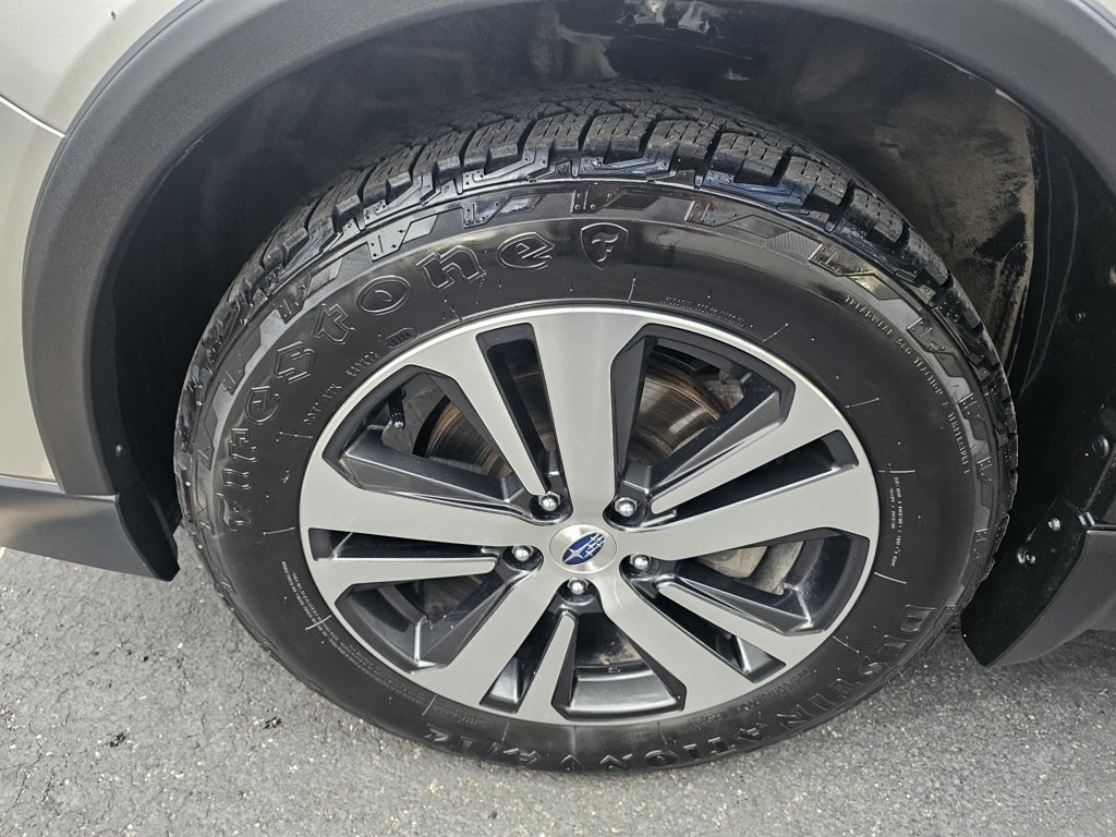 Used 2018 Subaru Outback 3.6R Limited image 26