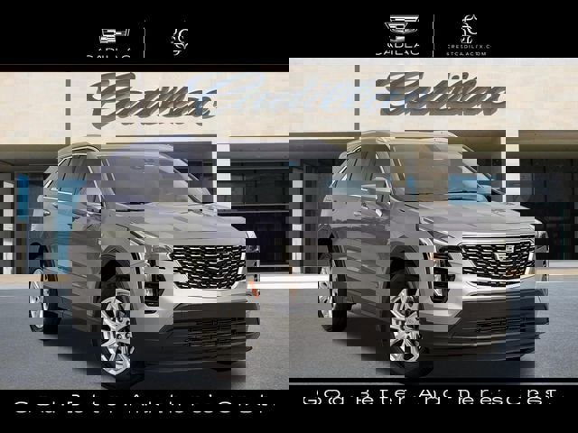 Certified 2023 Cadillac XT4 Luxury w/ Cold Weather Package FWD image 2