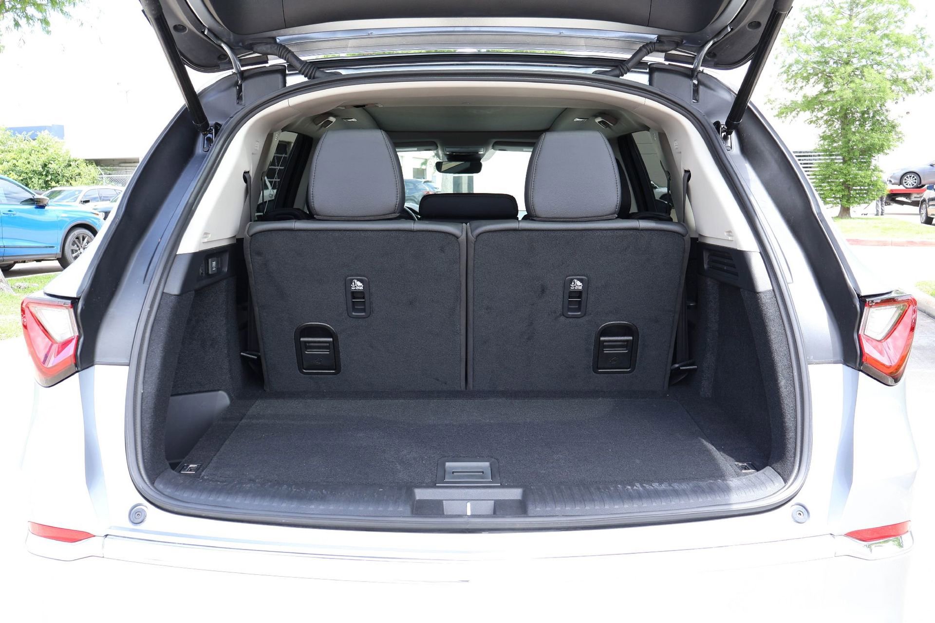 Certified 2026 Acura MDX FWD image 19