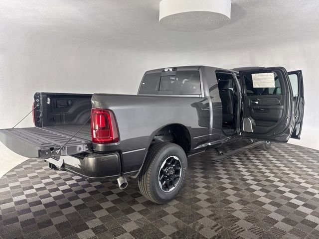 New 2025 RAM 2500 Laramie AWD/4WD image 16