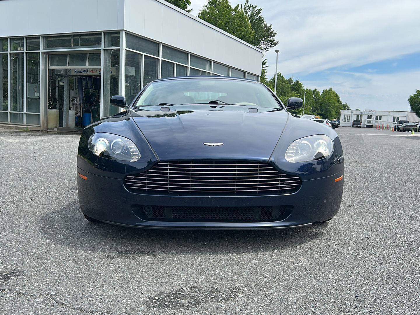 Used 2008 Aston Martin V8 Vantage Roadster RWD image 8
