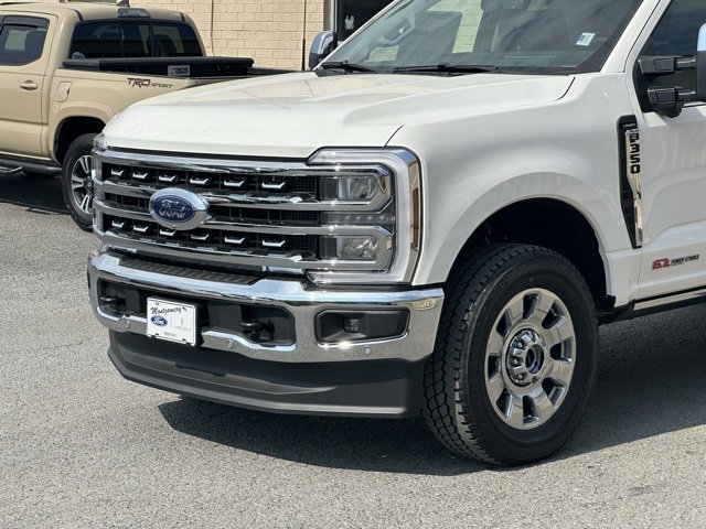 New 2025 Ford F350 Lariat w/ Lariat Ultimate Package image 37