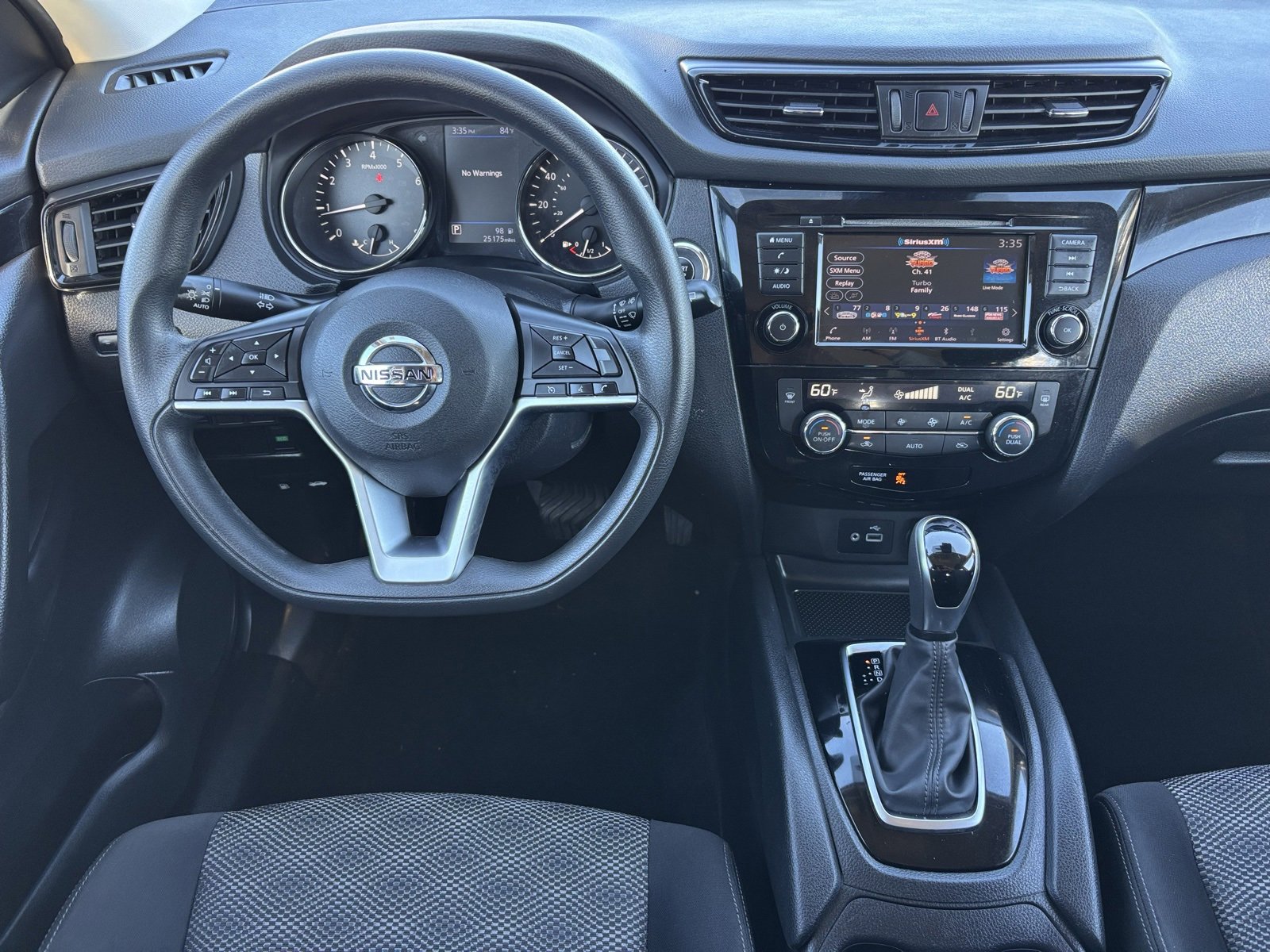 Used 2019 Nissan Rogue Sport SV image 3