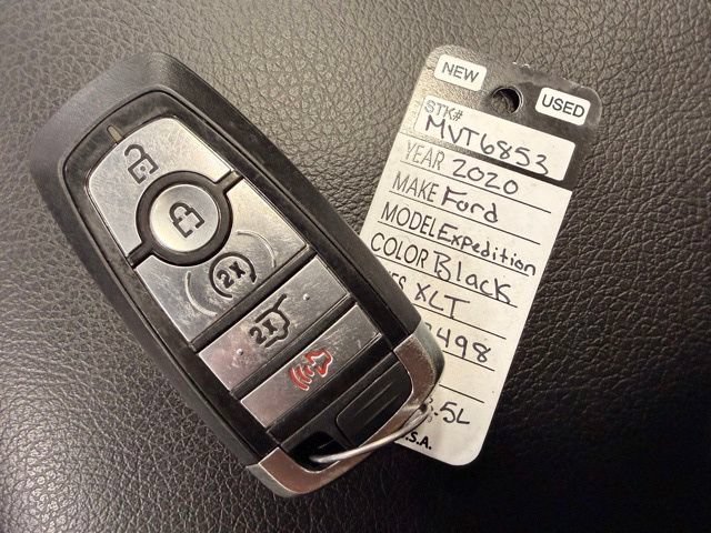 Used 2020 Ford Expedition XLT w/ Equipment Group 202A AWD/4WD image 47