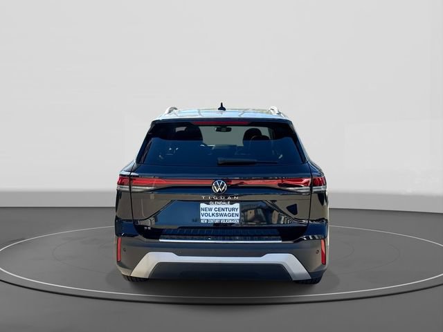 New 2026 Volkswagen Tiguan SE AWD/4WD image 4