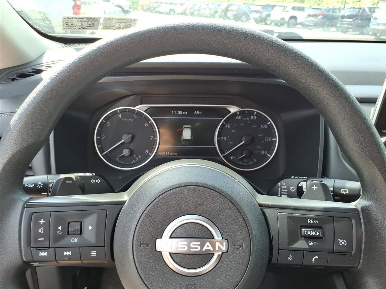 Used 2024 Nissan Rogue S AWD/4WD image 14