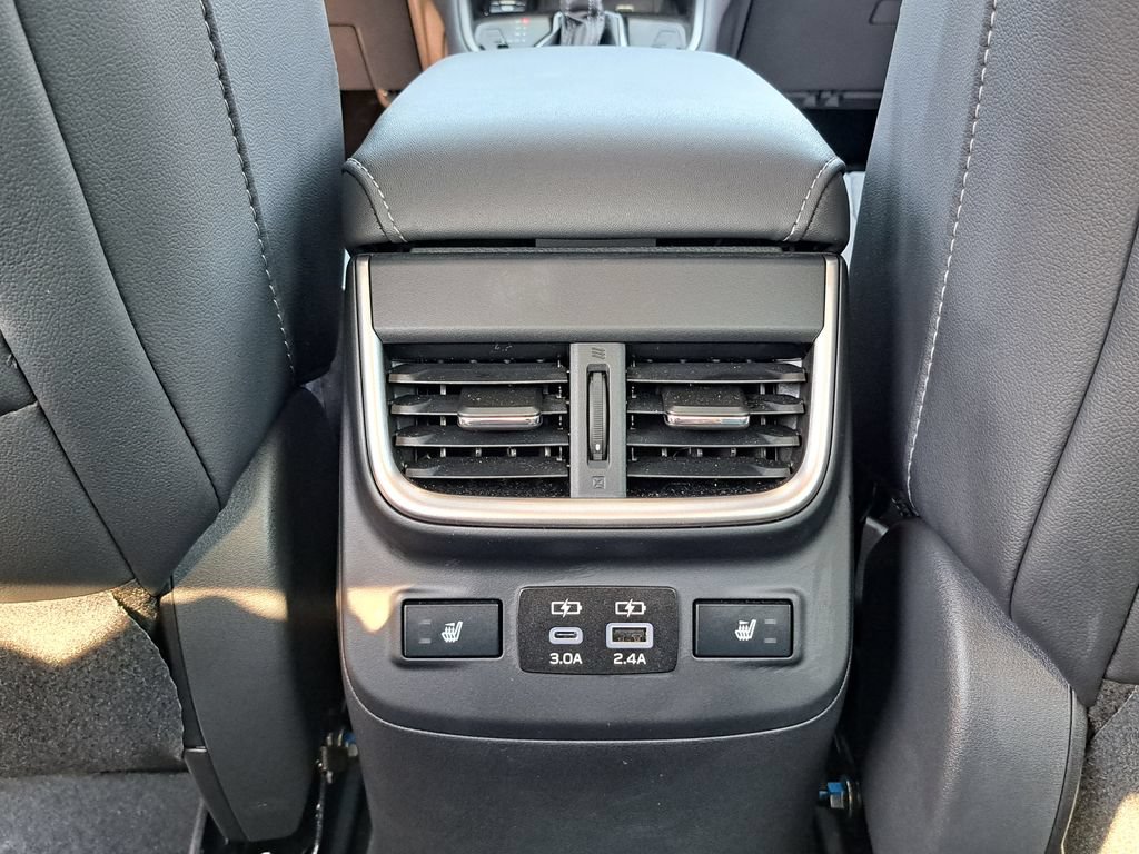 Used 2025 Subaru Legacy Limited w/ Popular Package #3 AWD/4WD image 28