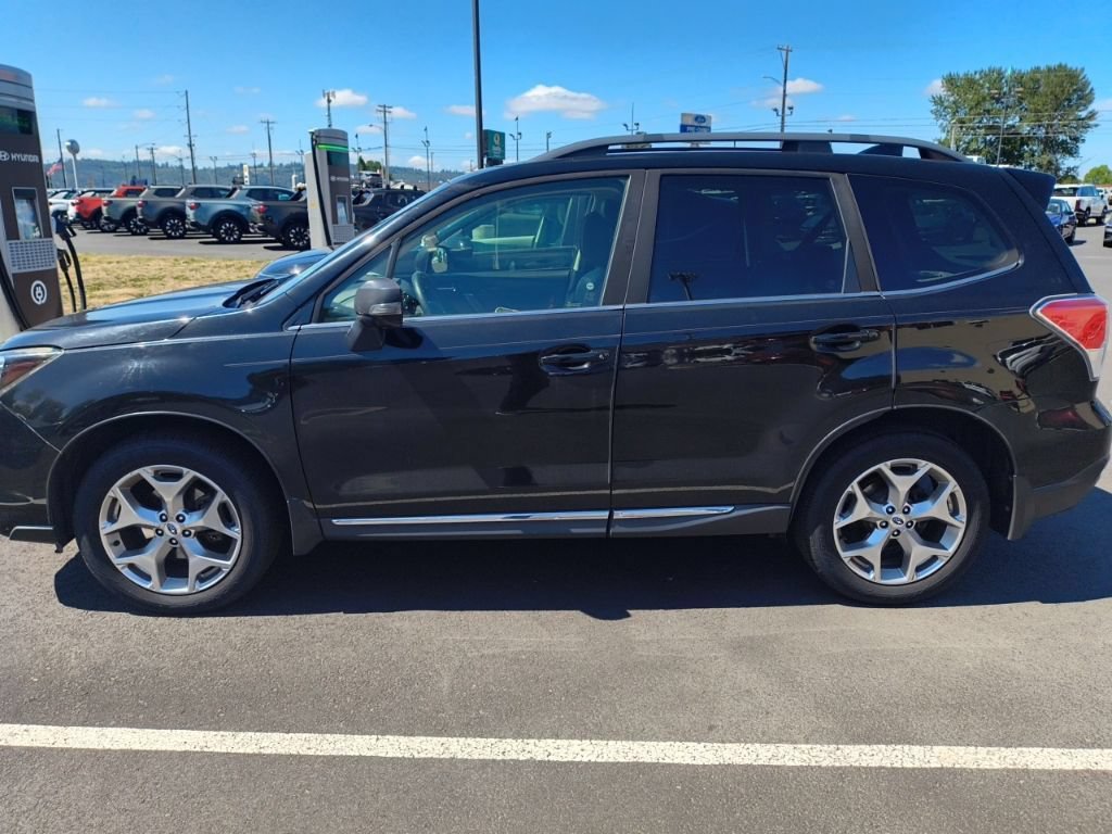 Used 2018 Subaru Forester 2.5i Touring AWD/4WD image 7