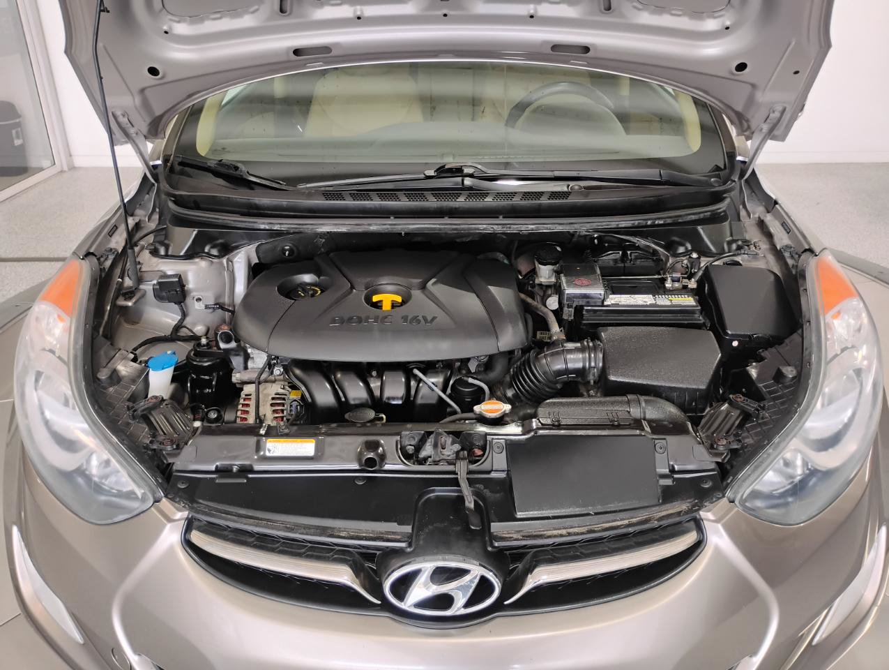 Used 2013 Hyundai Elantra Limited w/ Technology Pkg FWD image 23