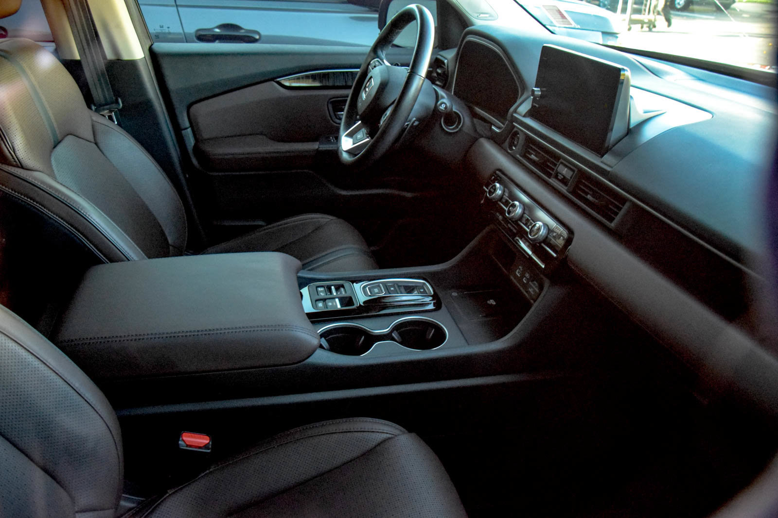 Used 2023 Honda Pilot Elite image 8