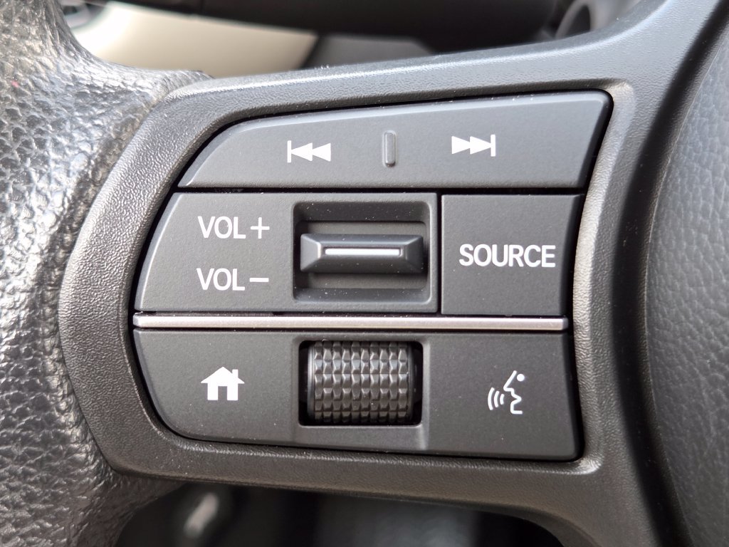 Used 2024 Honda HR-V LX image 13