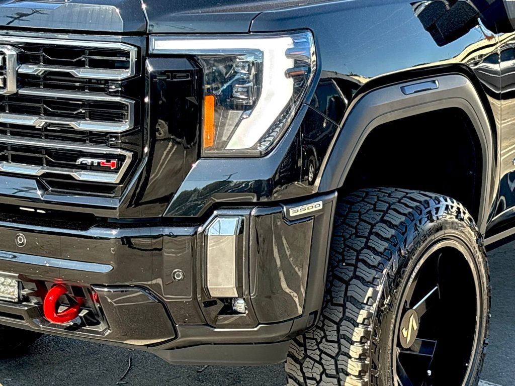Used 2024 GMC Sierra 3500 AT4 w/ AT4 Premium Plus Package image 13