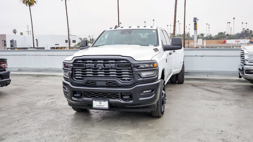 New 2026 RAM 3500 Tradesman AWD/4WD image 4