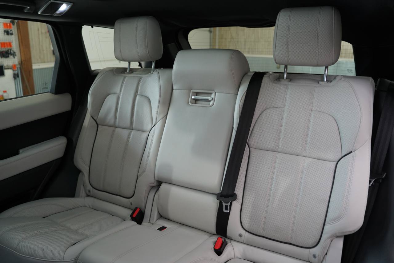 Used 2015 Land Rover Range Rover Sport Supercharged AWD/4WD image 33