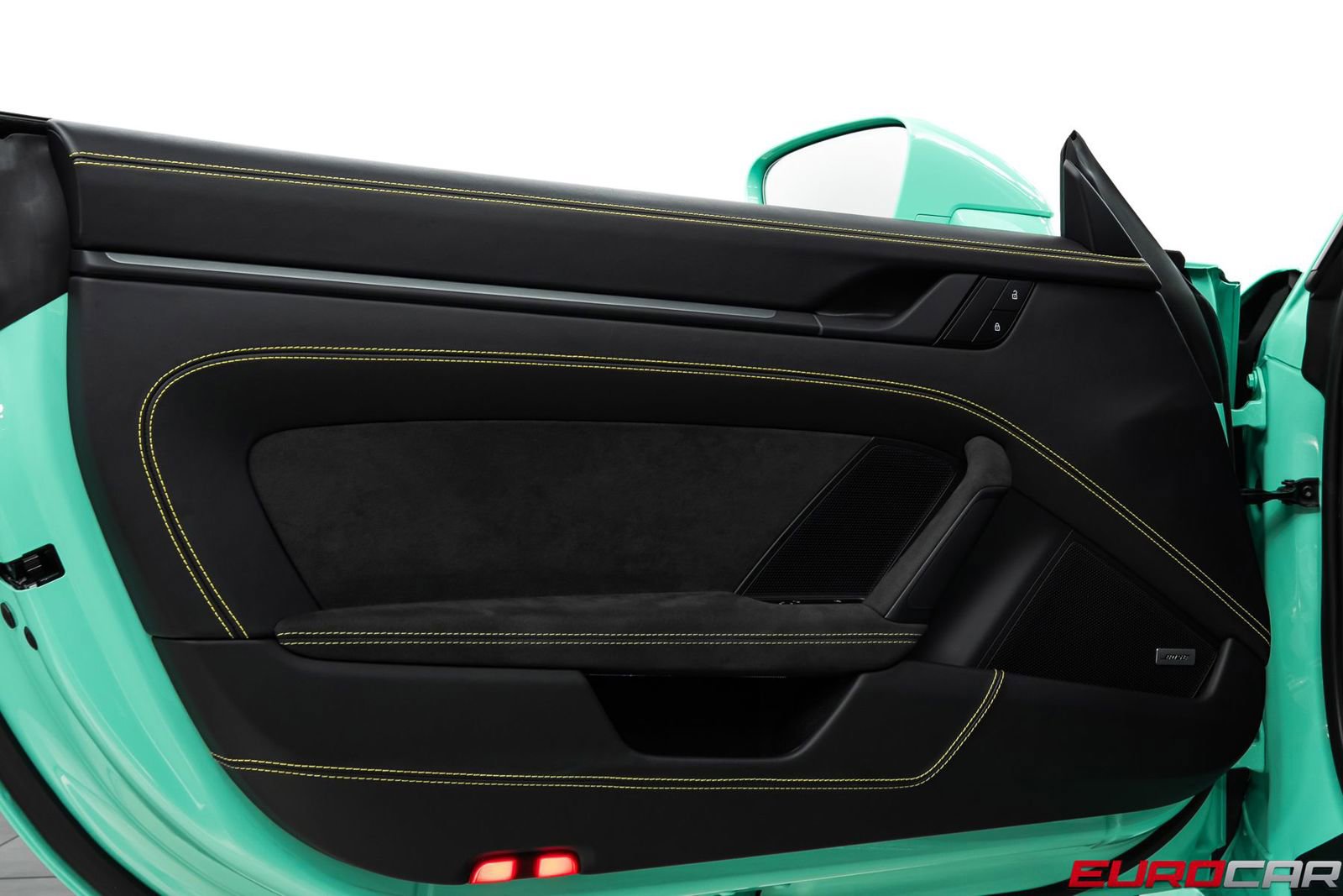 Used 2022 Porsche 911 GT3 RWD image 25