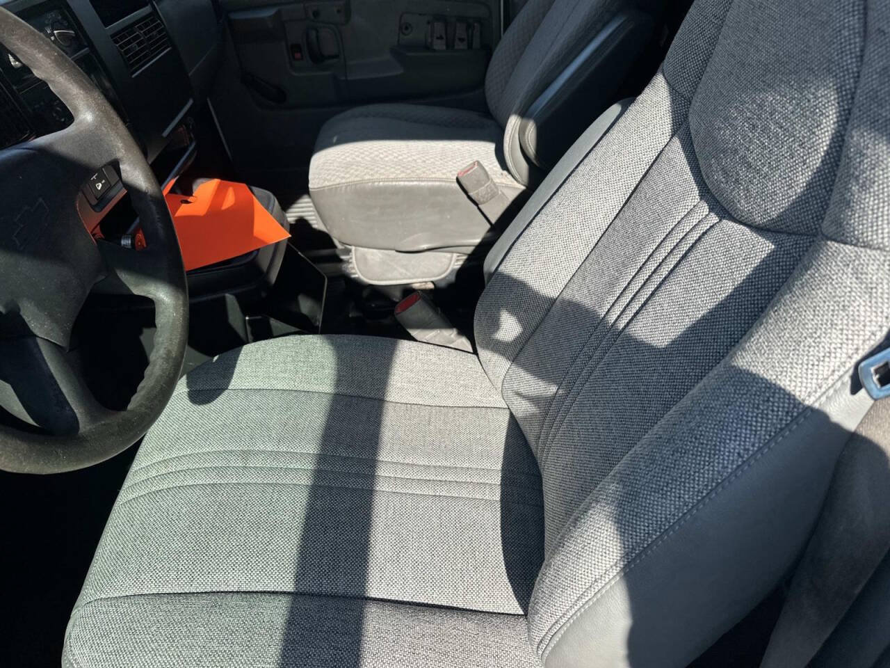 Used 2007 Chevrolet Express 2500 RWD image 10