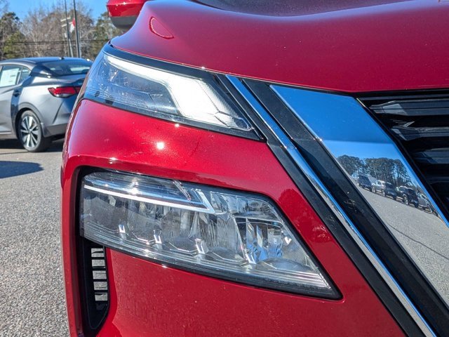 Certified 2023 Nissan Rogue SV image 10