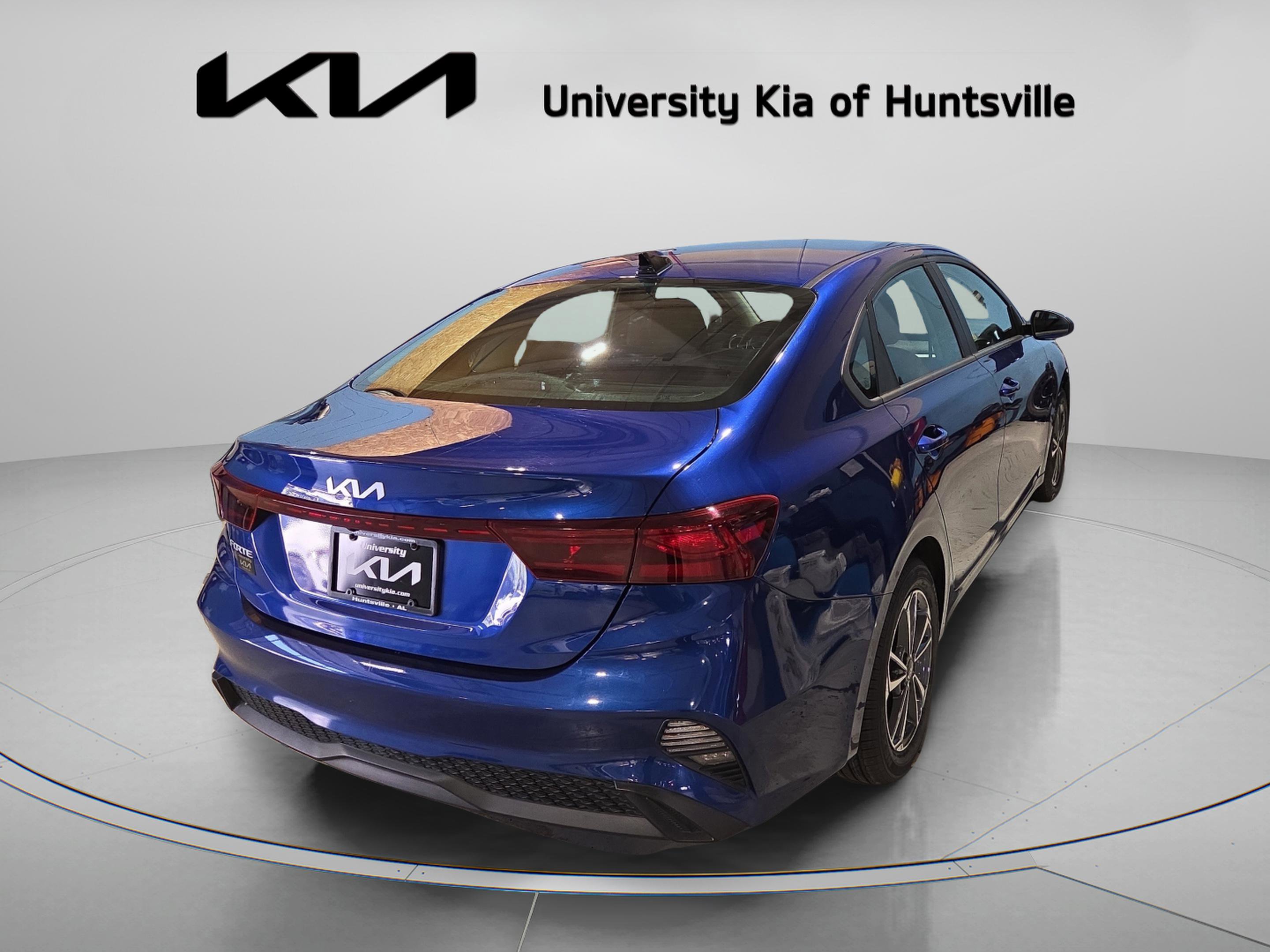 Used 2024 Kia Forte LXS image 6