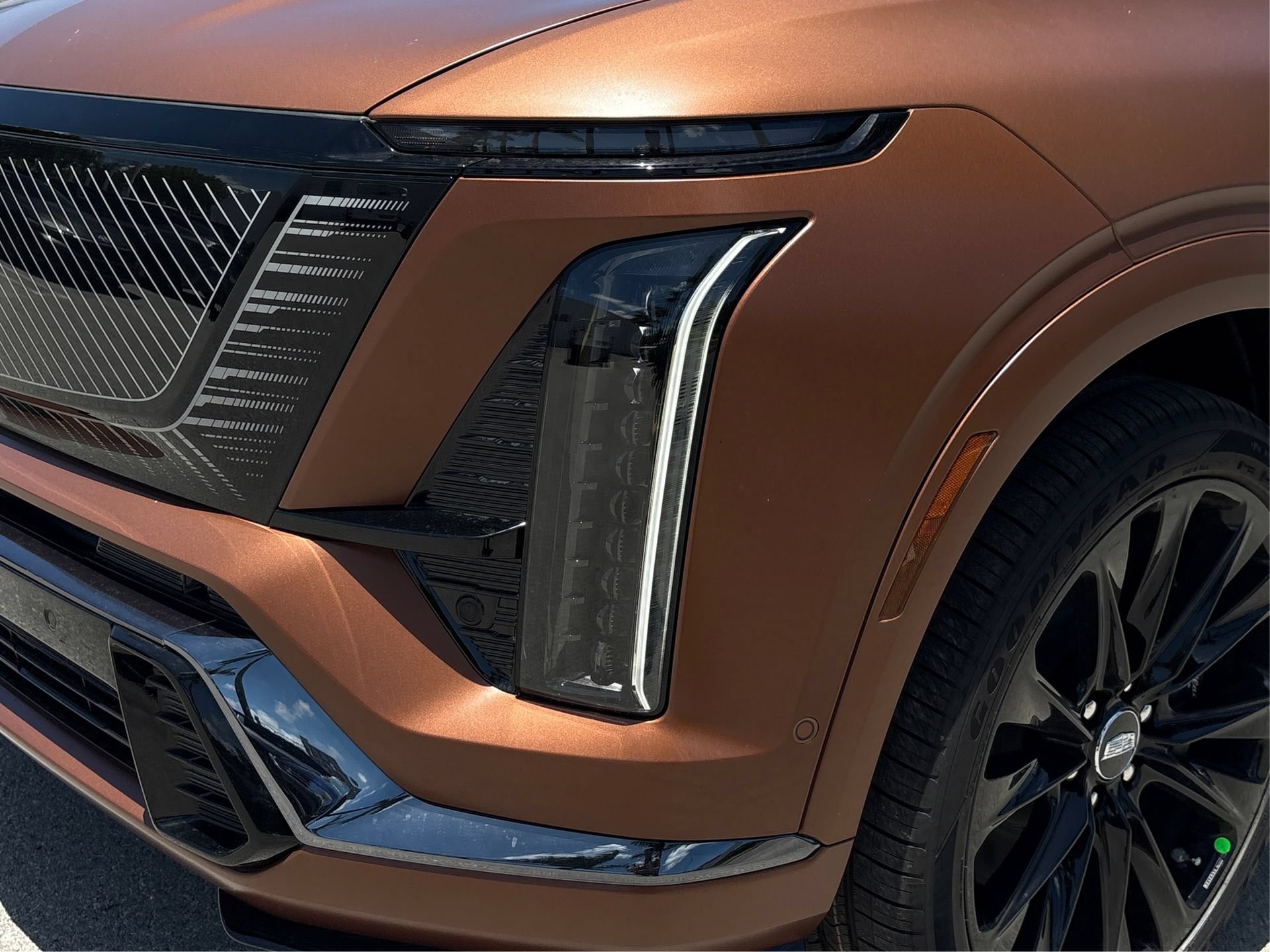 New 2027 Cadillac Vistiq Sport AWD/4WD image 14