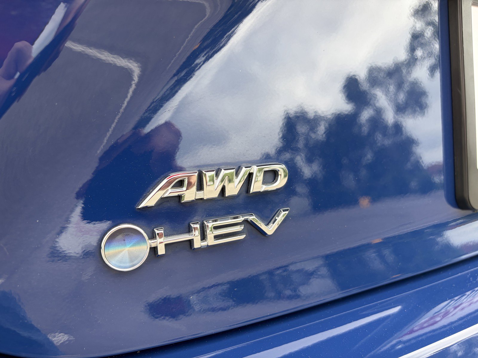 Used 2025 Toyota Camry SE w/ Convenience Package AWD/4WD image 40