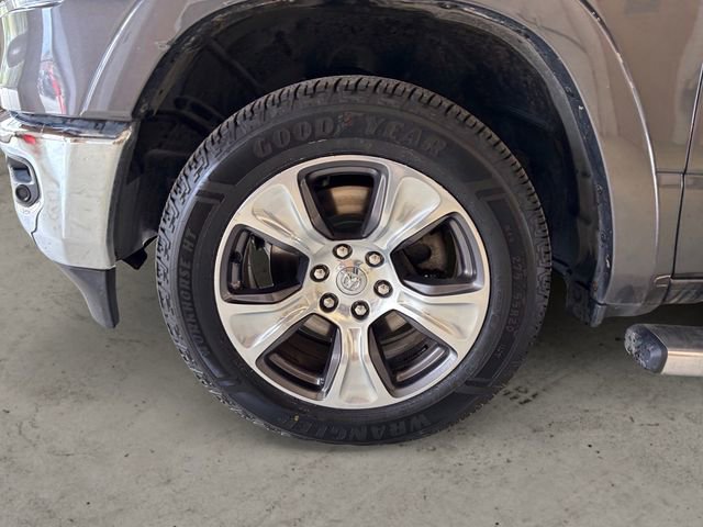 Used 2022 RAM 1500 Laramie AWD/4WD image 15