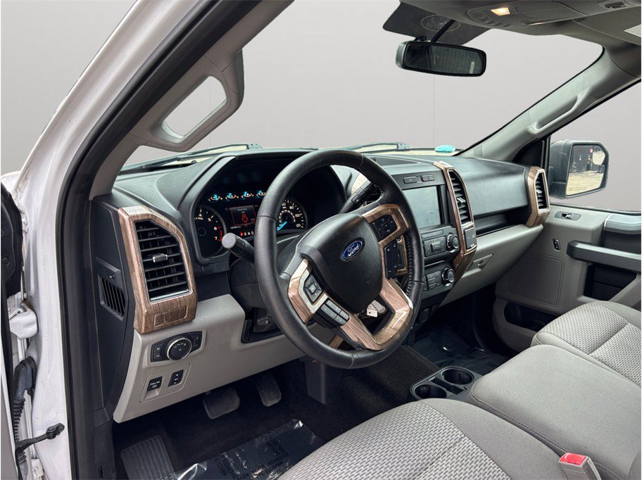 Used 2018 Ford F150 XLT w/ Equipment Group 302A Luxury AWD/4WD image 6