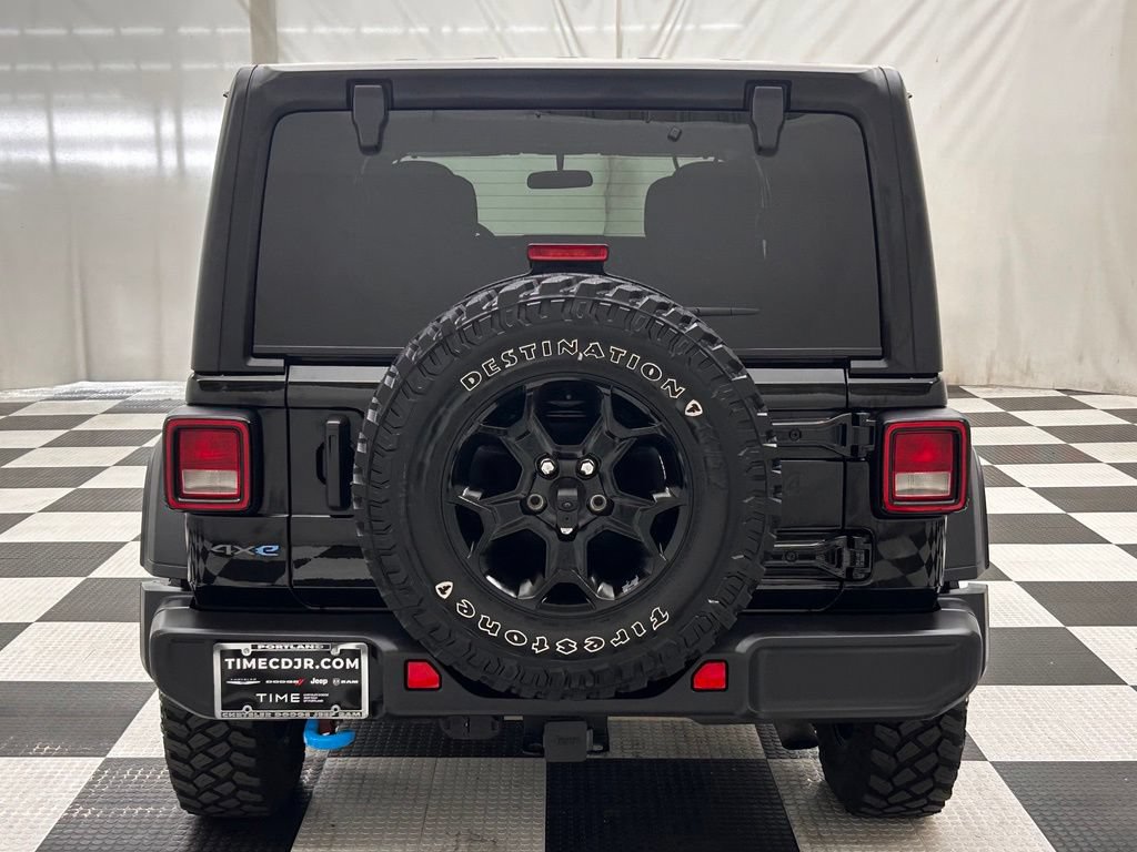 Used 2023 Jeep Wrangler Unlimited w/ Cold Weather Group AWD/4WD image 6