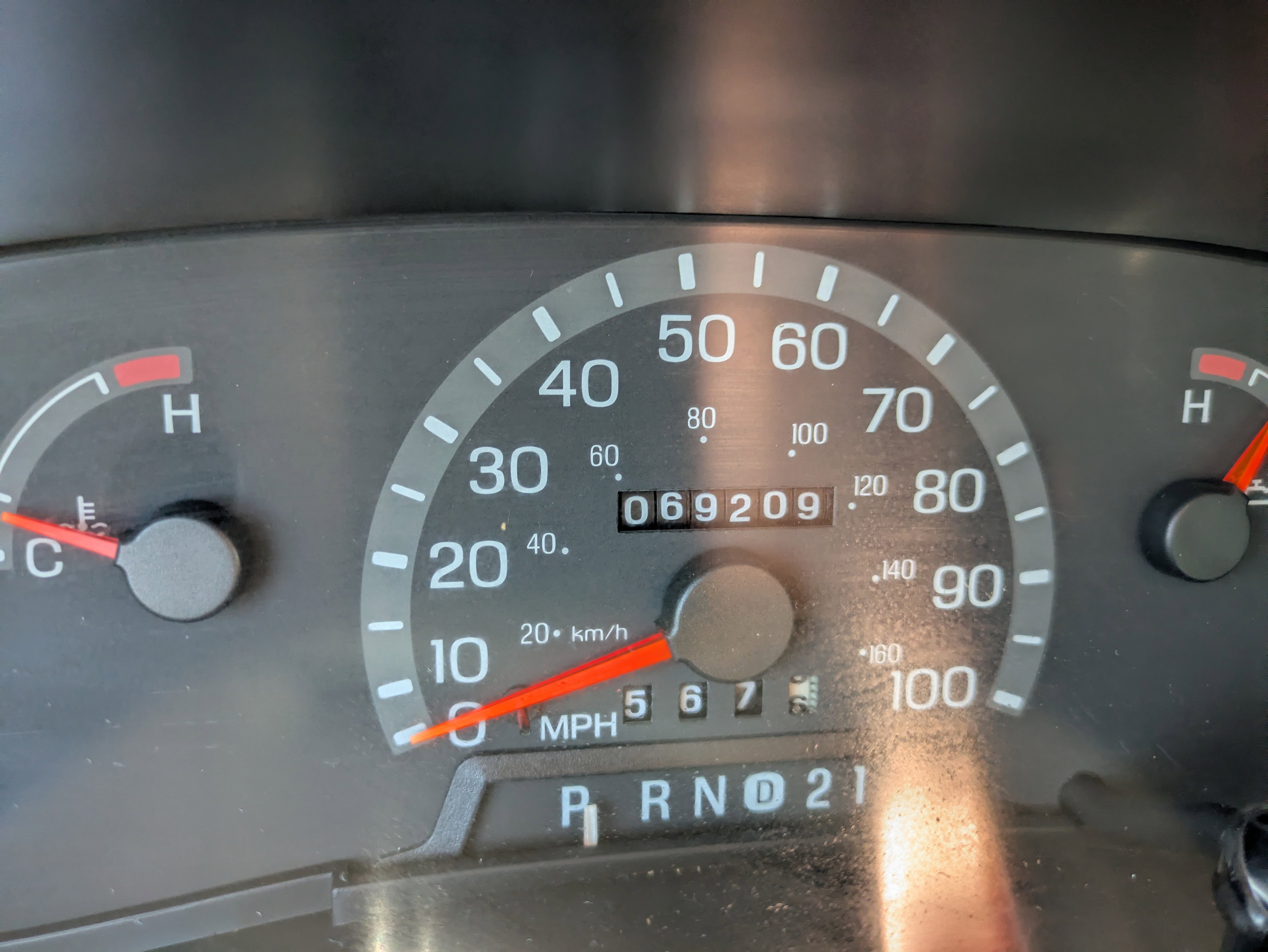 Used 1998 Ford E-350 and Econoline 350 image 15