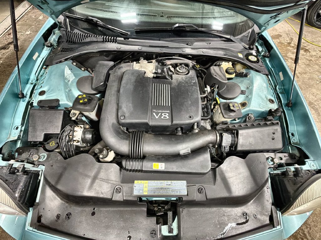 Used 2002 Ford Thunderbird RWD image 18