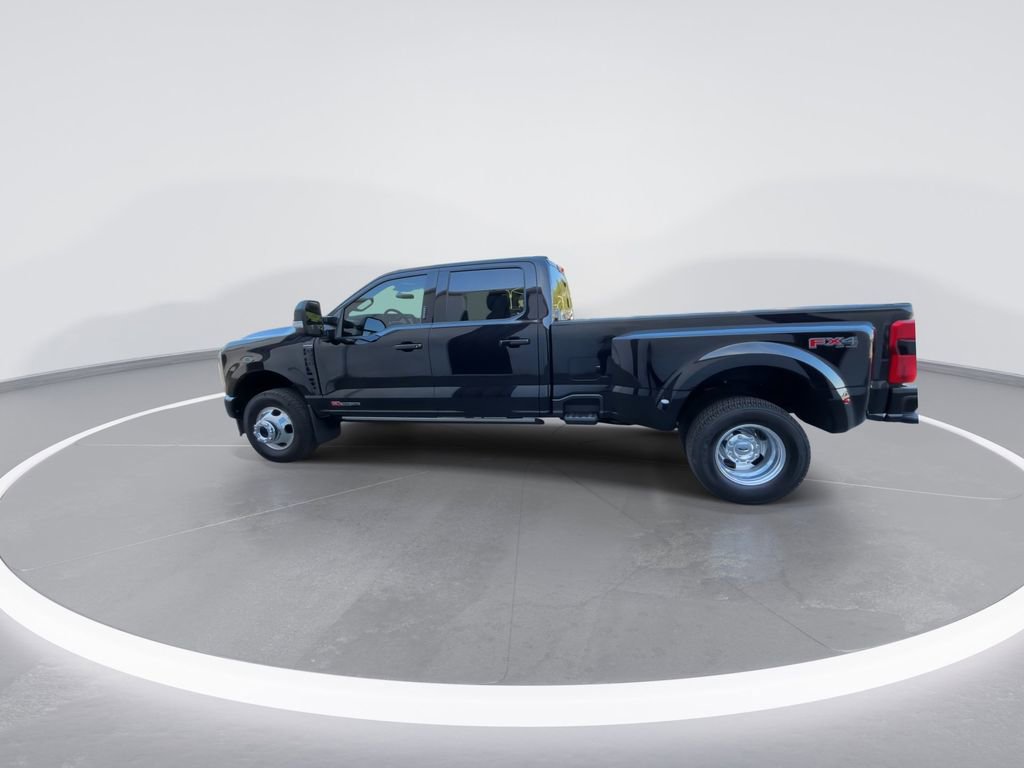 Used 2026 Ford F350 Platinum AWD/4WD image 5