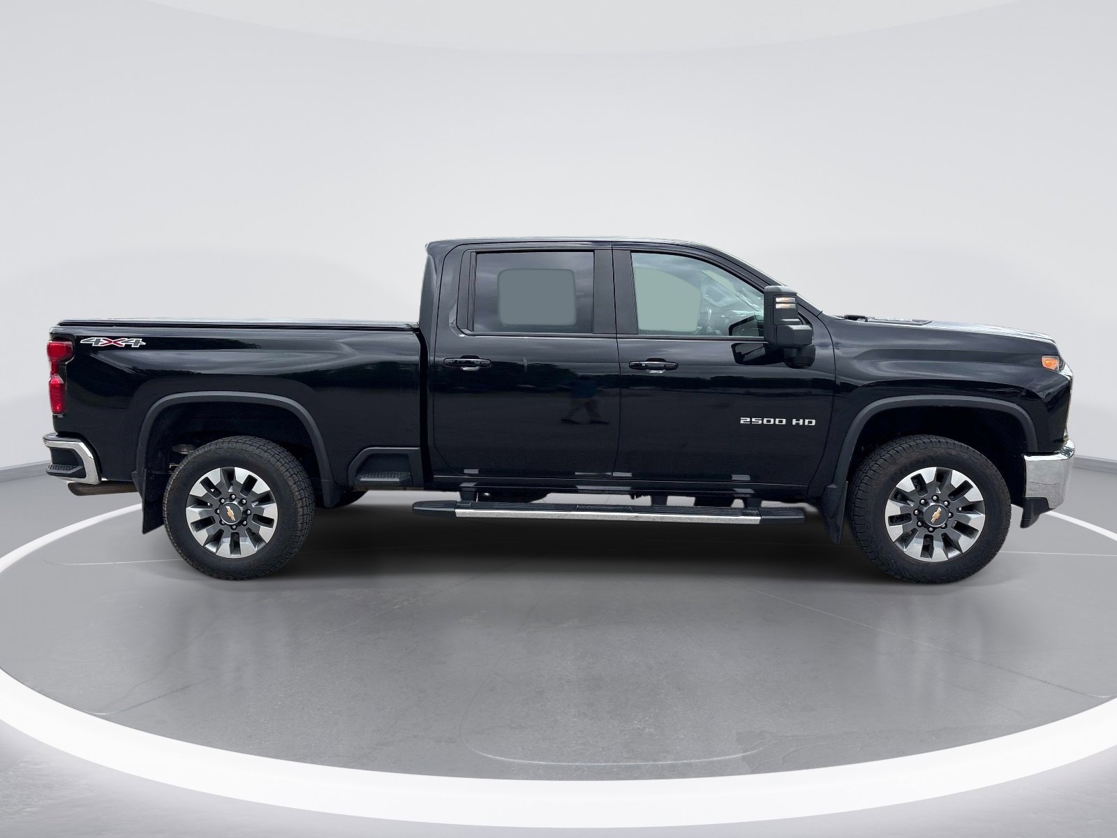 Used 2021 Chevrolet Silverado 2500 LT w/ Convenience Package AWD/4WD image 9