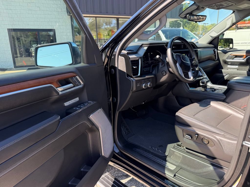 Used 2023 GMC Sierra 1500 Denali w/ Denali Reserve Package AWD/4WD image 44
