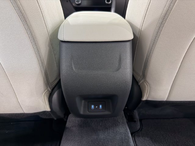 Used 2025 Hyundai Sonata SEL FWD image 28