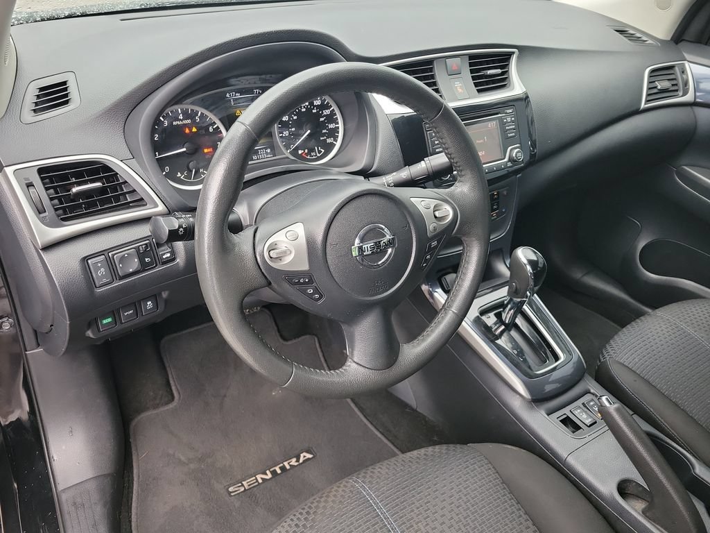 Used 2018 Nissan Sentra SR w/ SR Midnight Edition Package FWD image 22