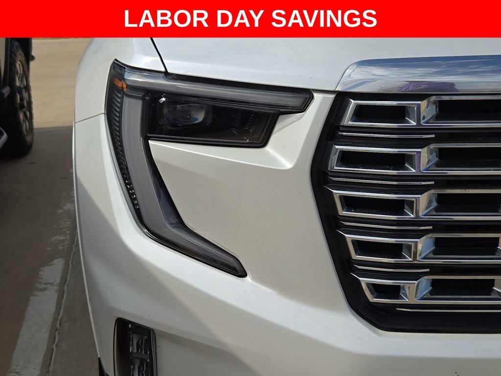 Used 2025 GMC Acadia Denali w/ Super Cruise Package FWD image 11