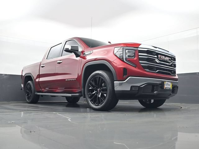Used 2023 GMC Sierra 1500 SLT w/ SLT Convenience Package AWD/4WD image 23