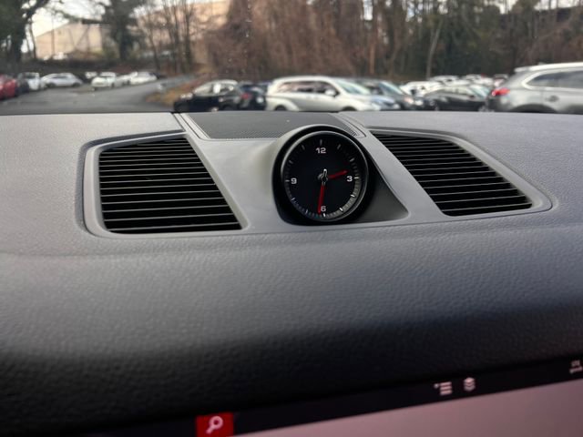 Used 2019 Porsche Cayenne image 23