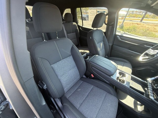 Certified 2025 GMC Acadia Elevation image 8