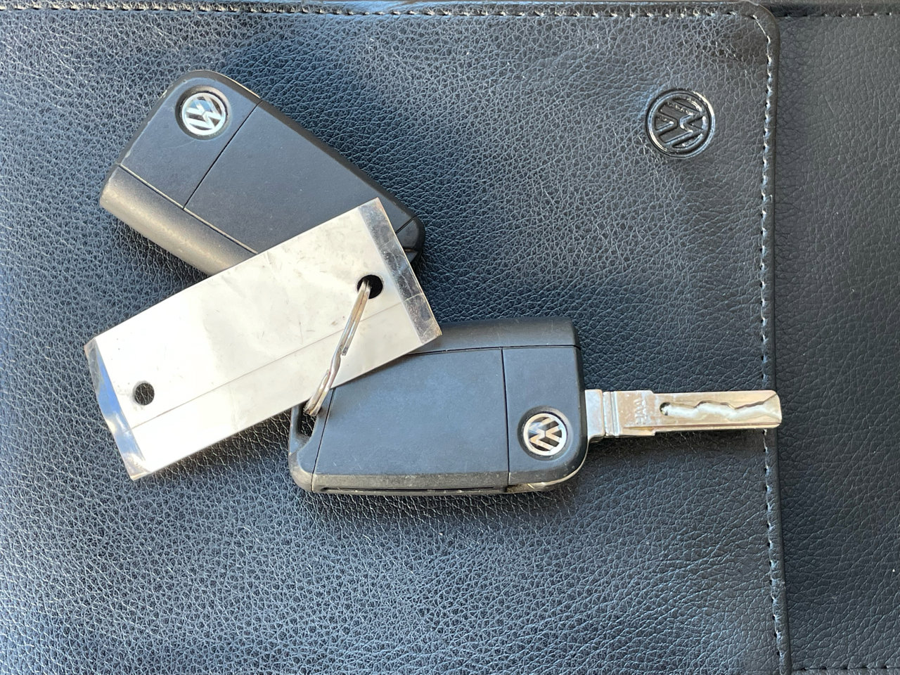 Used 2015 Volkswagen Golf S image 34