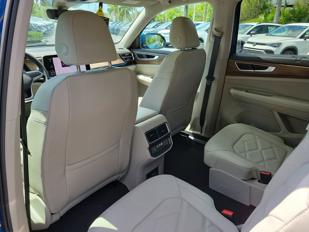 New 2026 Volkswagen Atlas SE image 9