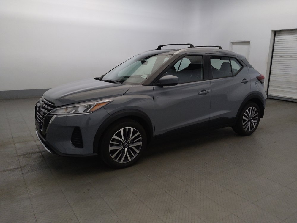 Used 2024 Nissan Kicks SV w/ Interior Electronics Package FWD image 2