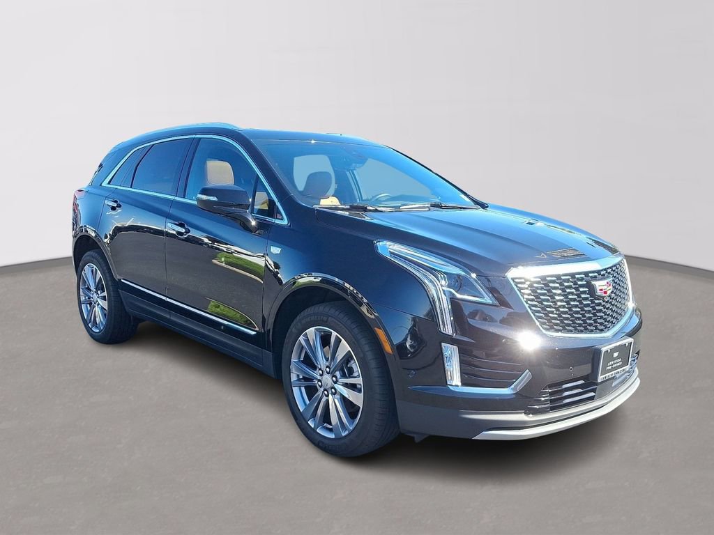 Certified 2025 Cadillac XT5 Premium Luxury w/ Technology Package image 3